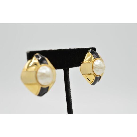 Givenchy Vintage Clip On Earrings Gold Black Enamel White Pearl Signed 1980s 9G - Picture 5 of 10